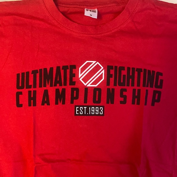 UFC ultimate fighting championship shirt
Mens M never worn - Picture 1 of 3